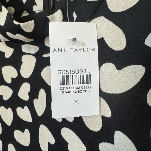 Ann Taylor Medium Knee Length Mock Neck Shift Dress Black and White Hearts - Picture 8 of 16